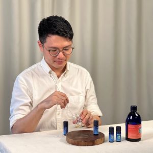 Aromatherapy Experiences – Create your own blend, discover your own scent