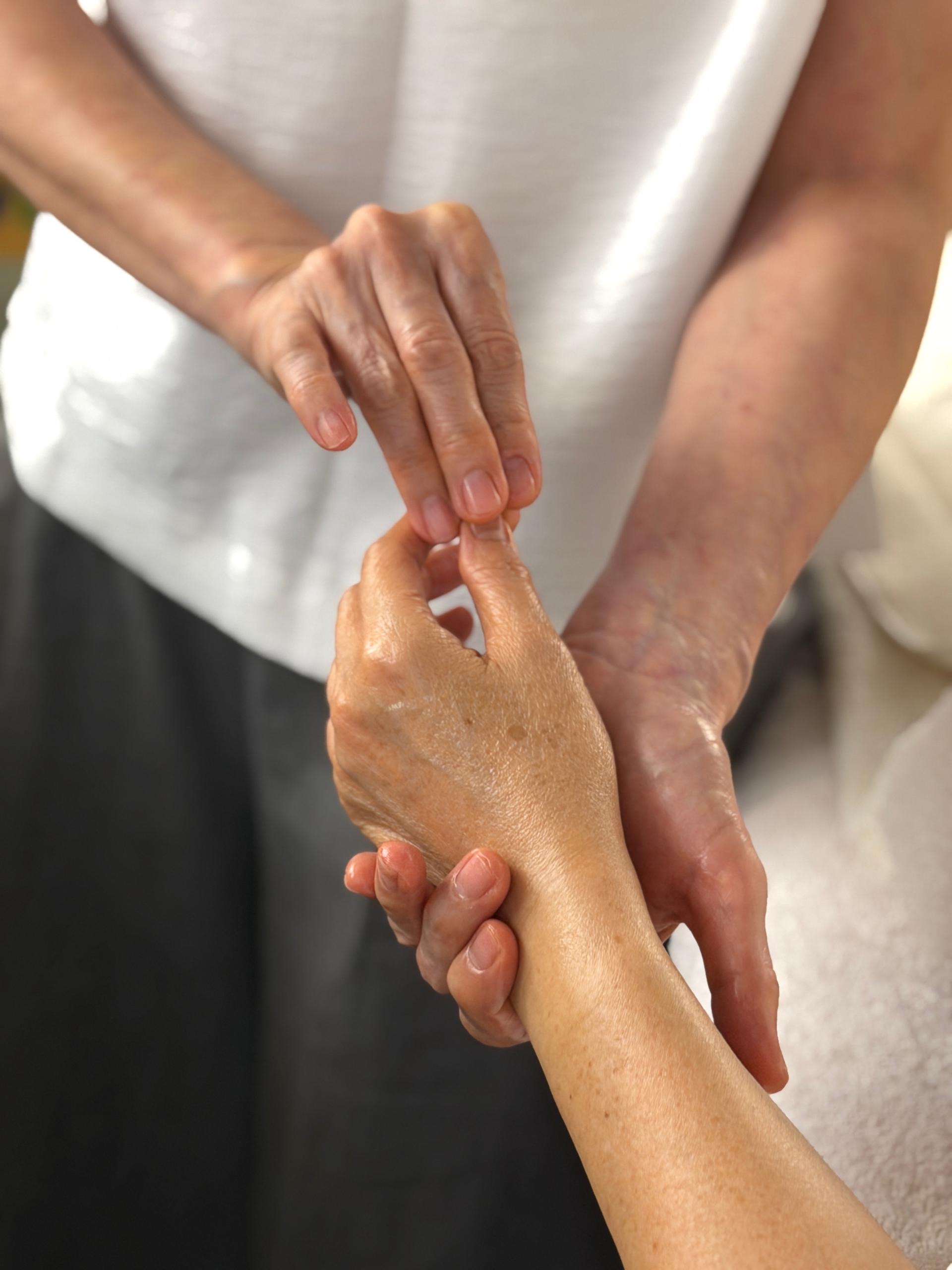 Marma Therapy – Ayurvedic Vital-Point Treatment - Image 3